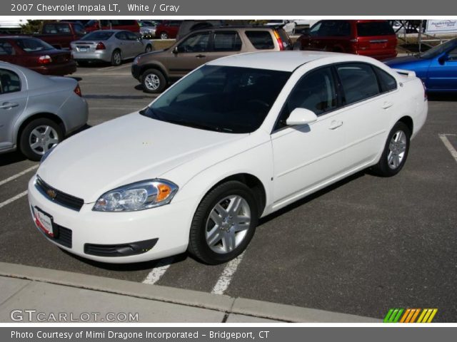 2007 Chevrolet Impala LT in White