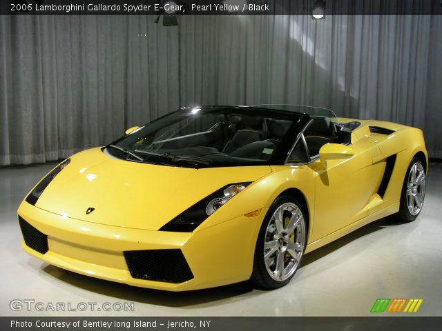 2006 Lamborghini Gallardo Spyder E-Gear in Pearl Yellow