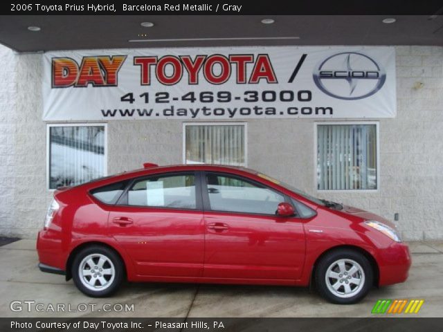 2006 Toyota Prius Hybrid in Barcelona Red Metallic