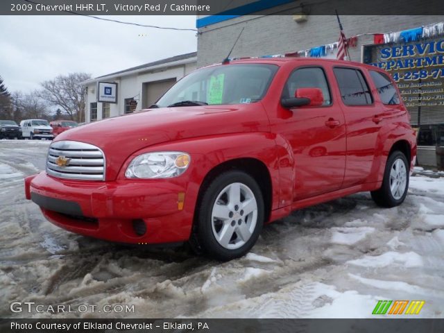 2009 Chevrolet HHR LT in Victory Red