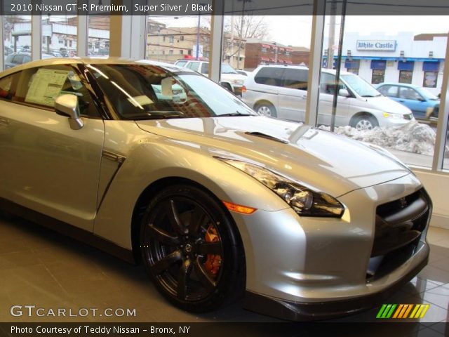 2010 Nissan GT-R Premium in Super Silver