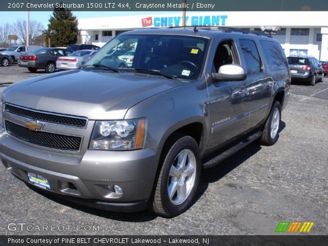 2007 Chevrolet Suburban 1500 LTZ 4x4 in Graystone Metallic