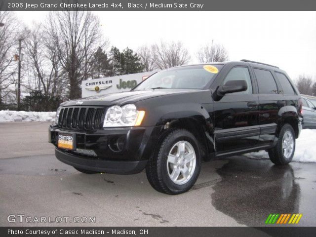 2006 Jeep Grand Cherokee Laredo 4x4 in Black