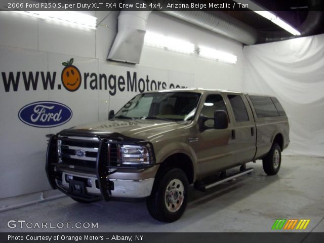 2006 Ford F250 Super Duty XLT FX4 Crew Cab 4x4 in Arizona Beige Metallic