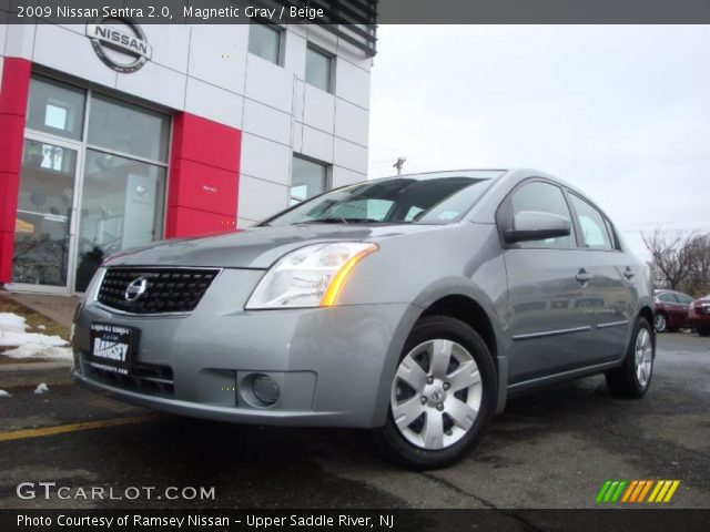 2009 Nissan Sentra 2.0 in Magnetic Gray