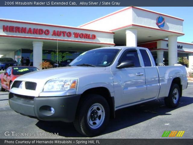 2006 Mitsubishi Raider LS Extended Cab in Alloy Silver