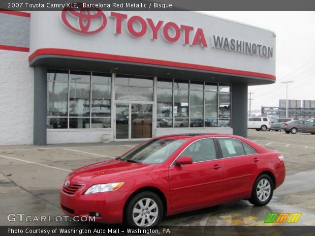 2007 Toyota Camry XLE in Barcelona Red Metallic