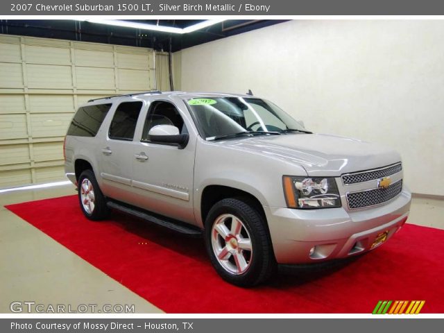 2007 Chevrolet Suburban 1500 LT in Silver Birch Metallic