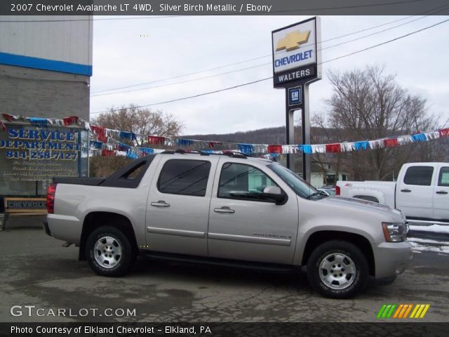 2007 Chevrolet Avalanche LT 4WD in Silver Birch Metallic