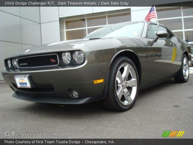2009 Dodge Challenger R/T in Dark Titanium Metallic