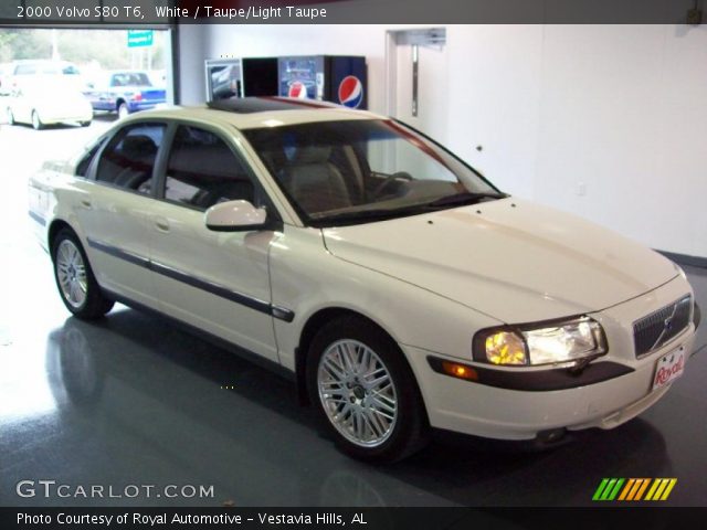 2000 Volvo S80 T6 in White