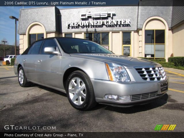 2006 Cadillac DTS Luxury in Light Platinum Metallic