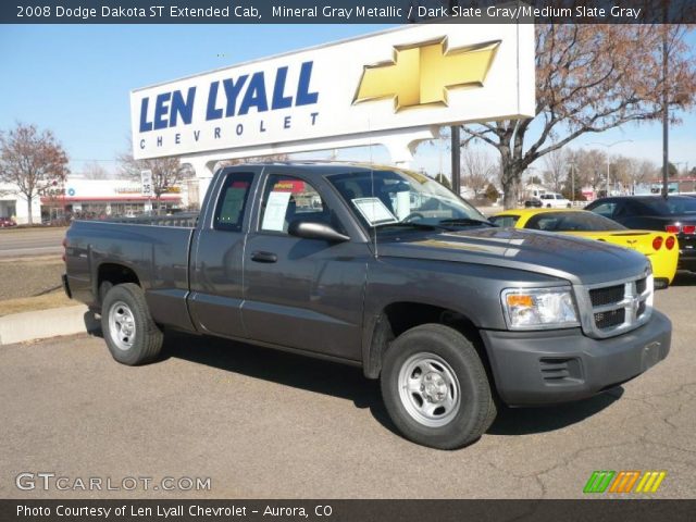 2008 Dodge Dakota ST Extended Cab in Mineral Gray Metallic