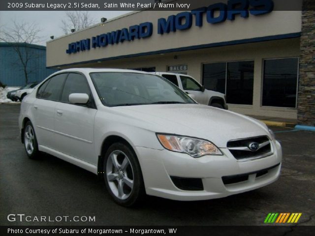 2009 Subaru Legacy 2.5i Sedan in Satin White Pearl