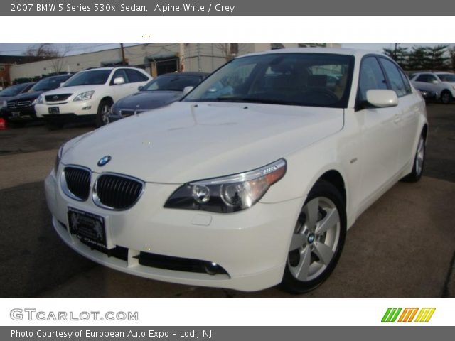 2007 BMW 5 Series 530xi Sedan in Alpine White