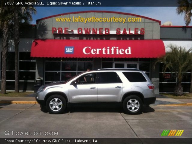 2007 GMC Acadia SLE in Liquid Silver Metallic