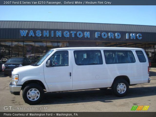 2007 Ford E Series Van E250 Passenger in Oxford White