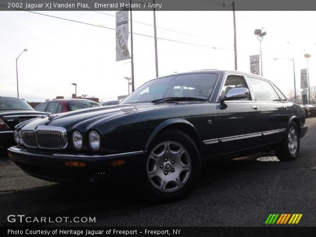 2002 Jaguar XJ Vanden Plas in Emerald Metallic