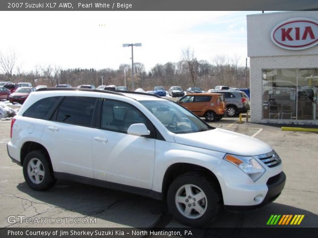 2007 Suzuki XL7 AWD in Pearl White