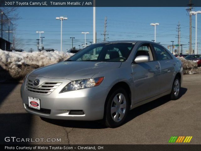 2007 Toyota Camry LE in Titanium Metallic