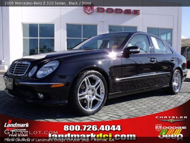 2005 Mercedes-Benz E 320 Sedan in Black