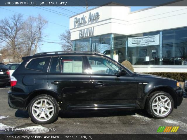 2006 BMW X3 3.0i in Jet Black