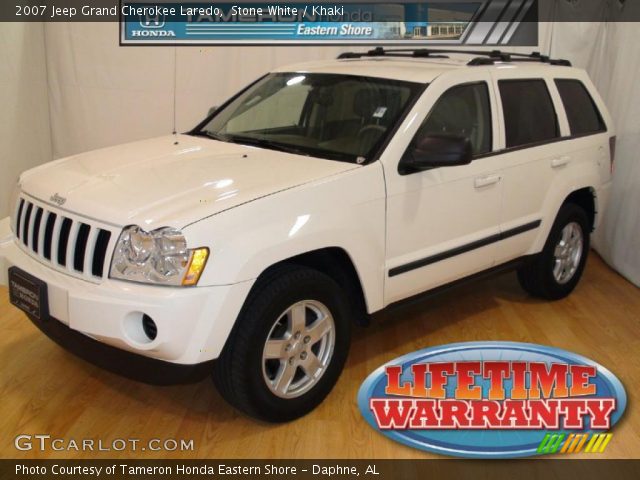 2007 Jeep Grand Cherokee Laredo in Stone White