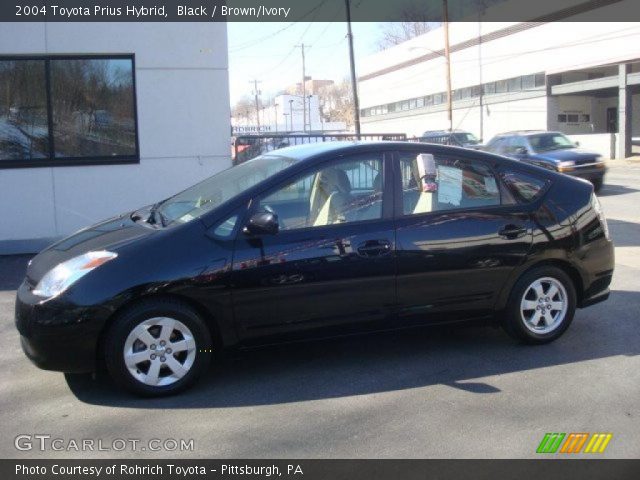 2004 Toyota Prius Hybrid in Black