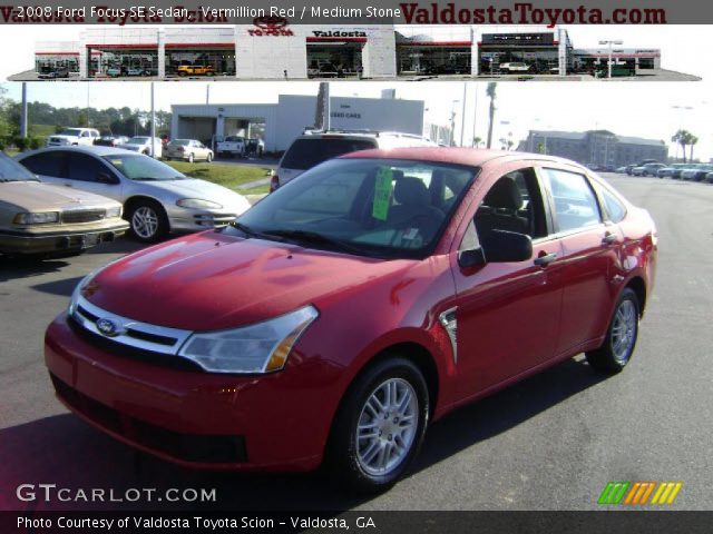 2008 Ford Focus SE Sedan in Vermillion Red