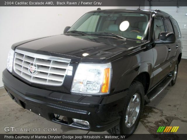 2004 Cadillac Escalade AWD in Black Raven