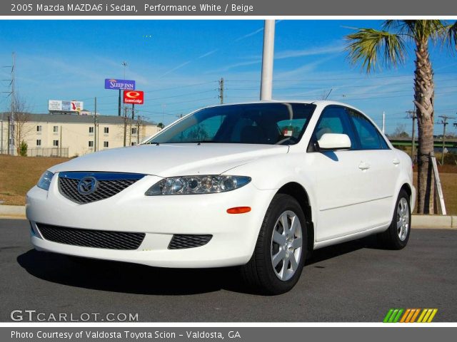 2005 Mazda MAZDA6 i Sedan in Performance White