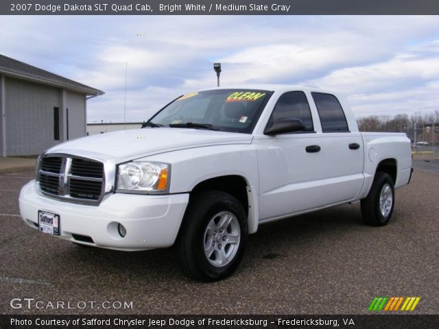2007 Dodge Dakota SLT Quad Cab in Bright White