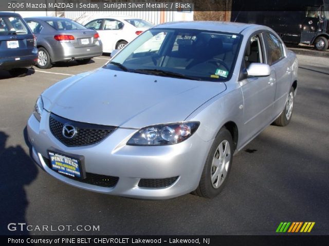 2006 Mazda MAZDA3 i Sedan in Sunlight Silver Metallic