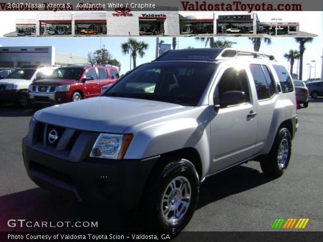 2007 Nissan Xterra S in Avalanche White