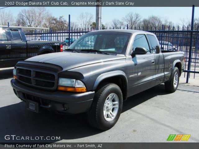 2002 Dodge Dakota SXT Club Cab in Graphite Metallic