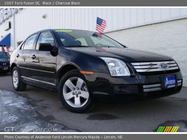 2007 Ford Fusion SE in Black