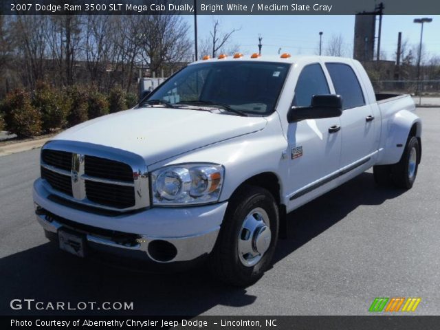 2007 Dodge Ram 3500 SLT Mega Cab Dually in Bright White