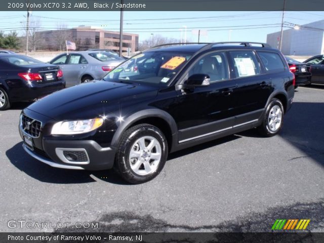 2009 Volvo XC70 3.2 AWD in Black