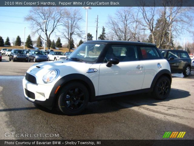 2010 Mini Cooper S Hardtop in Pepper White