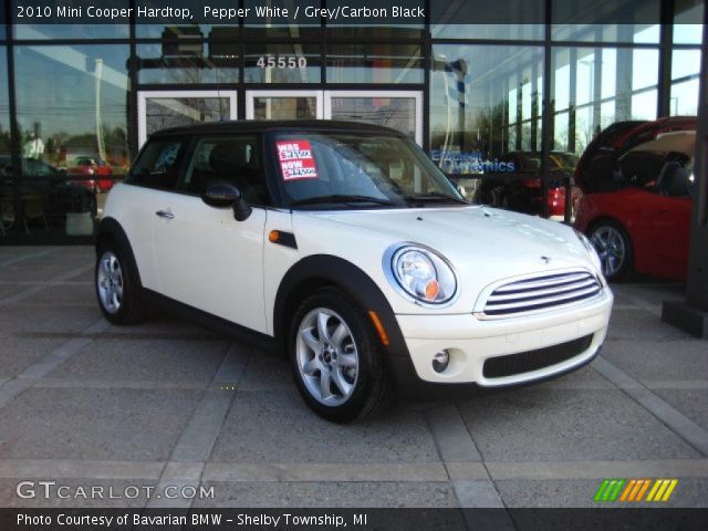 2010 Mini Cooper Hardtop in Pepper White