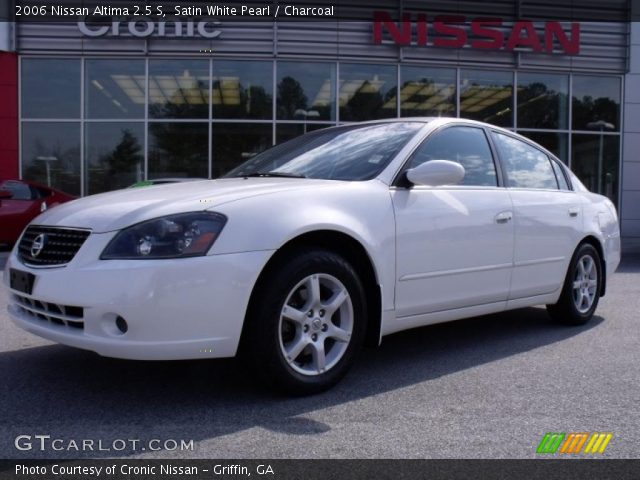 2006 Nissan Altima 2.5 S in Satin White Pearl