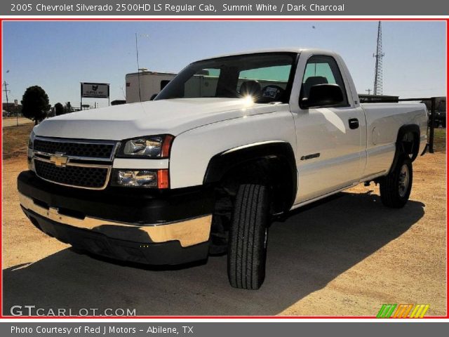 2005 Chevrolet Silverado 2500HD LS Regular Cab in Summit White