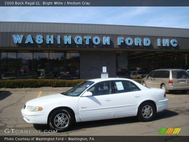 2000 Buick Regal LS in Bright White