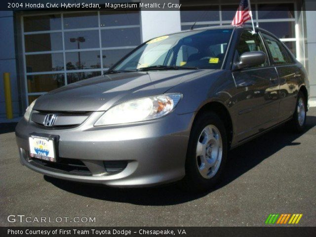 2004 Honda Civic Hybrid Sedan in Magnesium Metallic