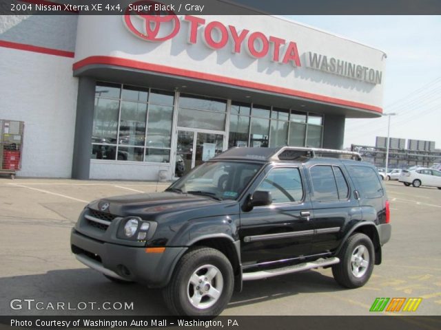 2004 Nissan Xterra XE 4x4 in Super Black