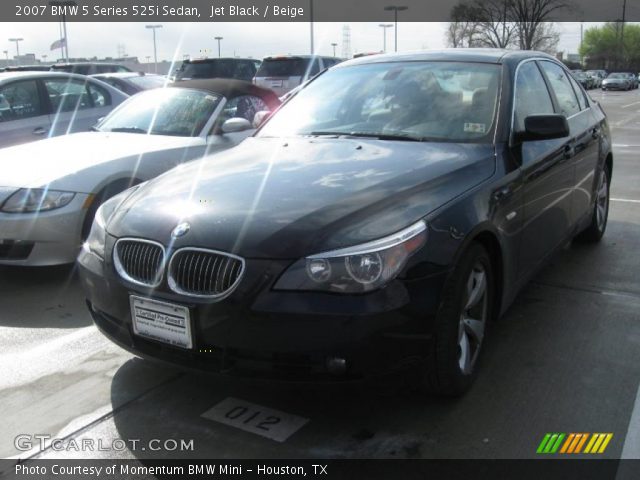 2007 BMW 5 Series 525i Sedan in Jet Black