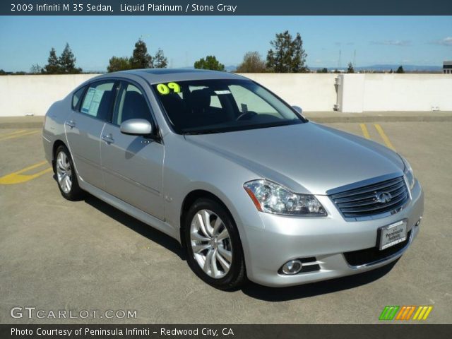 2009 Infiniti M 35 Sedan in Liquid Platinum