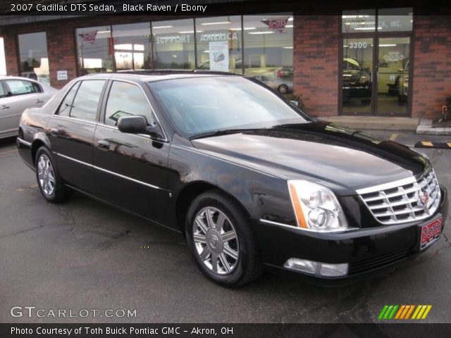 2007 Cadillac DTS Sedan in Black Raven