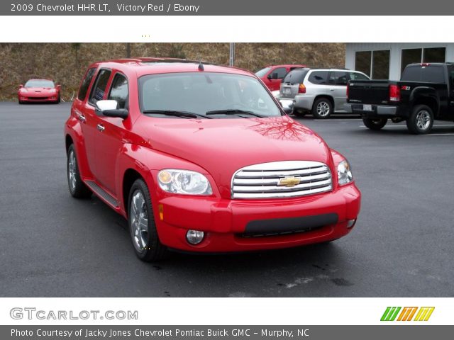 2009 Chevrolet HHR LT in Victory Red