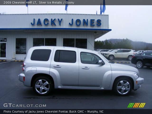 2009 Chevrolet HHR LT in Silver Ice Metallic
